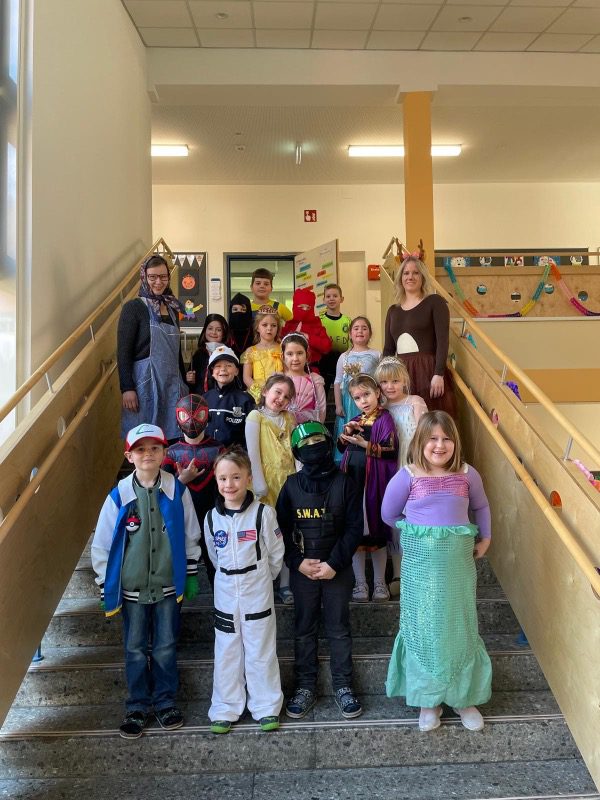 PHOTO-2025-03-04-12-00-47